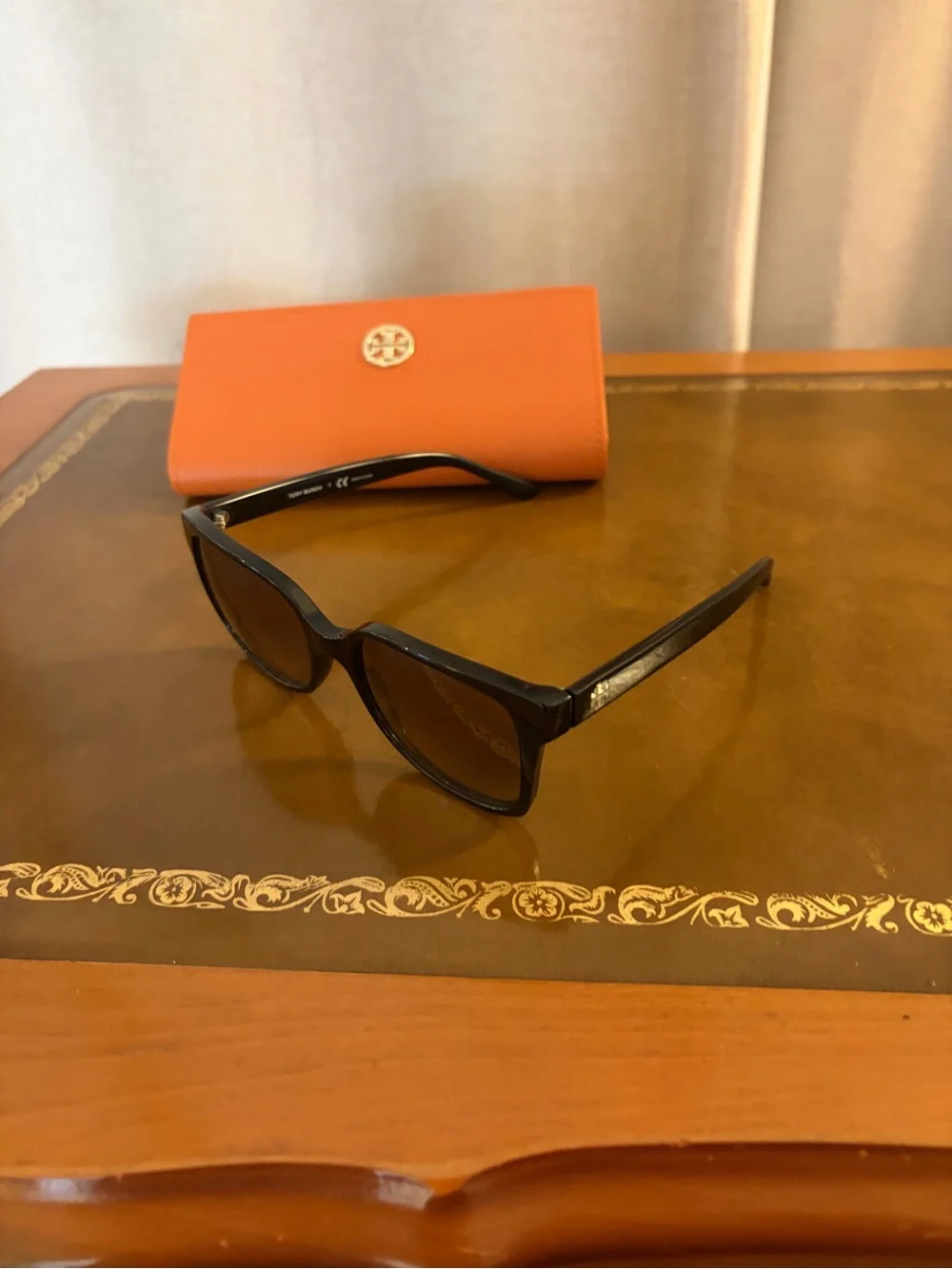 Tory Burch Black Sunglasses with Orange Case
